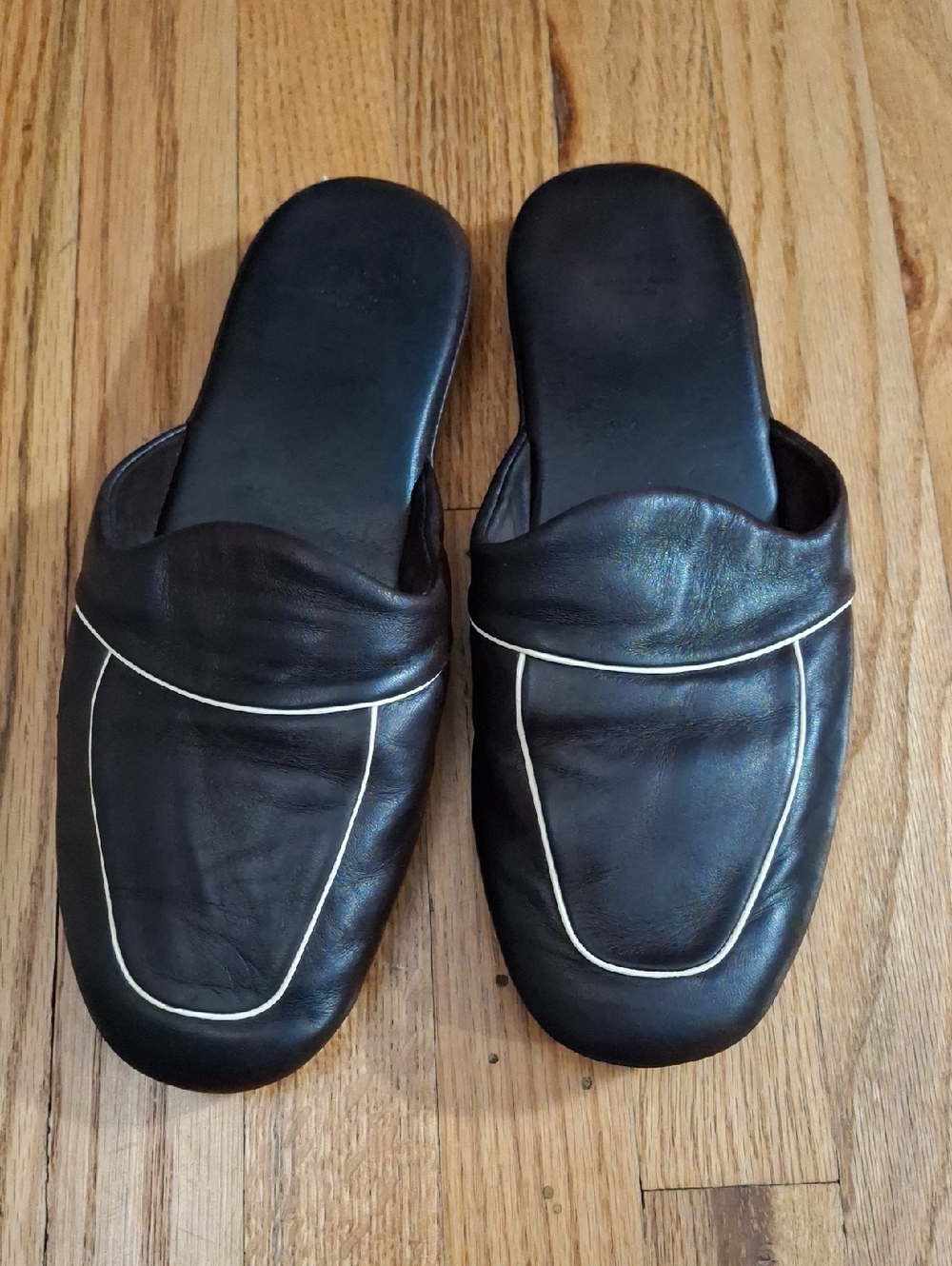 The Row Chocolate Butter Leather Slip-On with White Piping_1